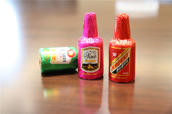 Material de embalaje de papel Botella de cera de mini botella de chocolate Máquina de embalaje multifunción