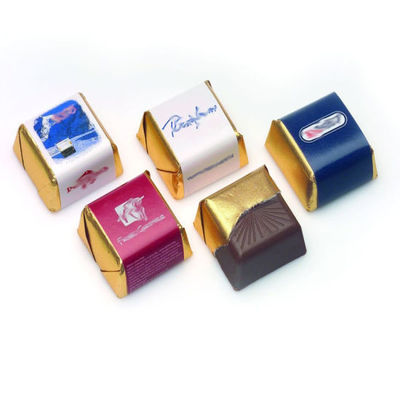 Máquina de envoltura de envoltura de chocolate plegable para un envase suave y preciso